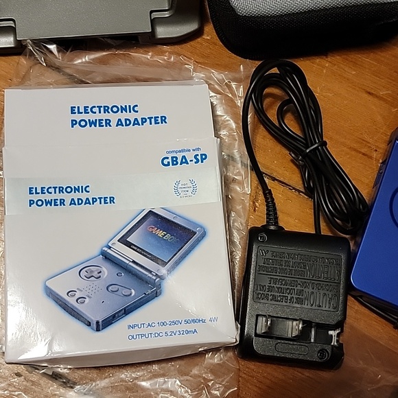 Nintendo Gameboy Advanced SP - Picture 3 of 14